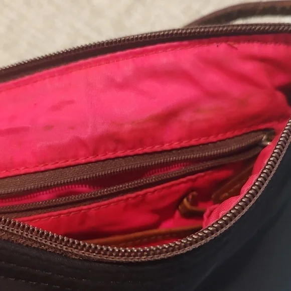 Vintage Dooney & Bourke Small Nylon Handbag - Picture 8 of 11